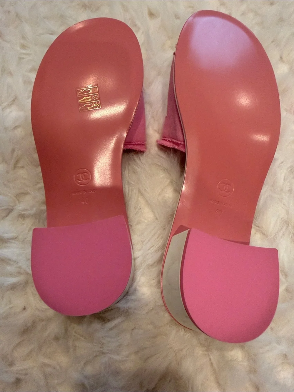 CHANEL Pink Logo Slide Sandals…